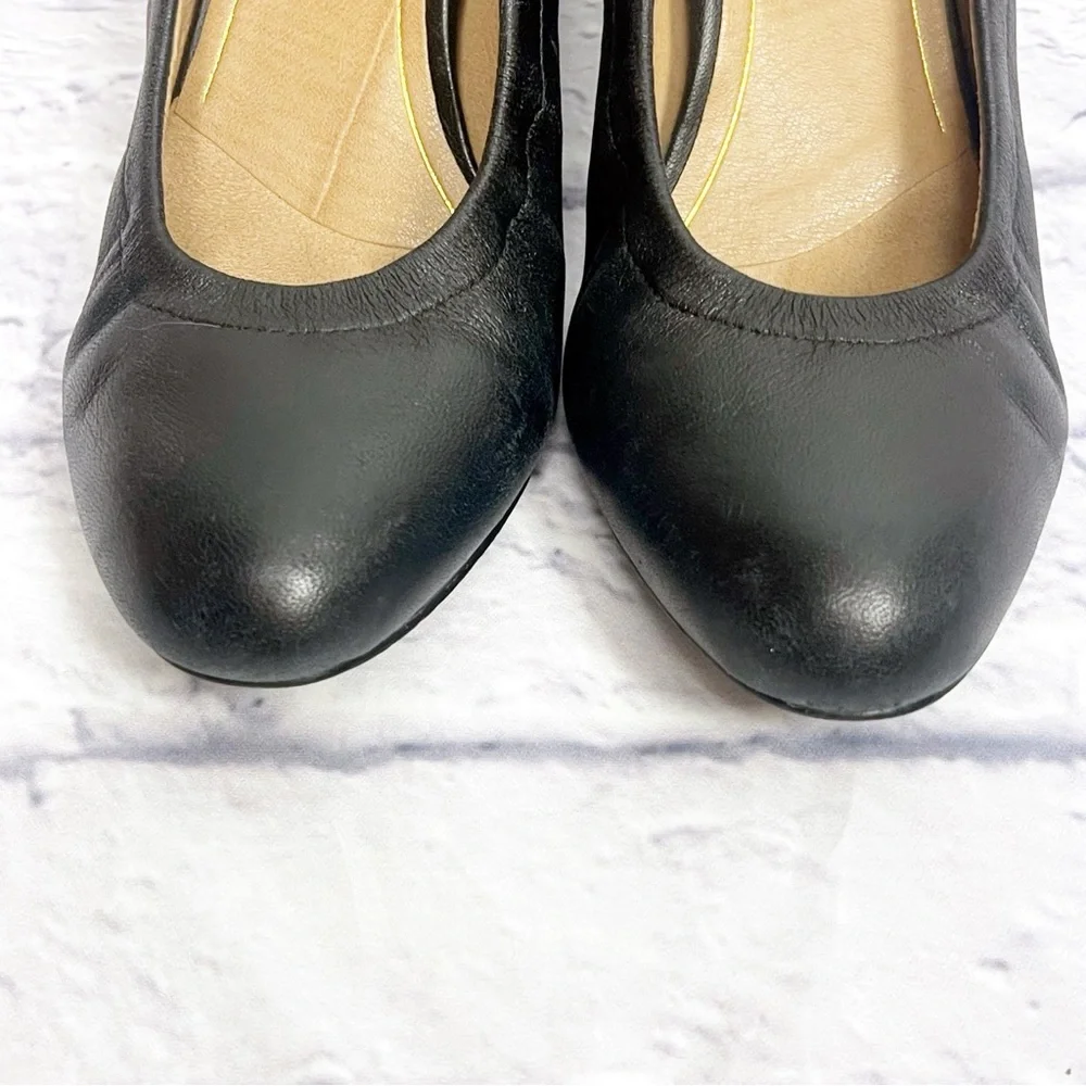Vionic classic wedge